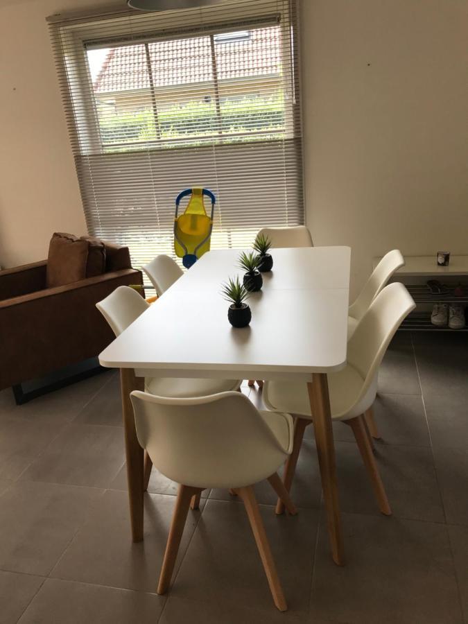 Vakantiehuisje De Panne Vlak Aan Plopsaland En De Zee Esterno foto