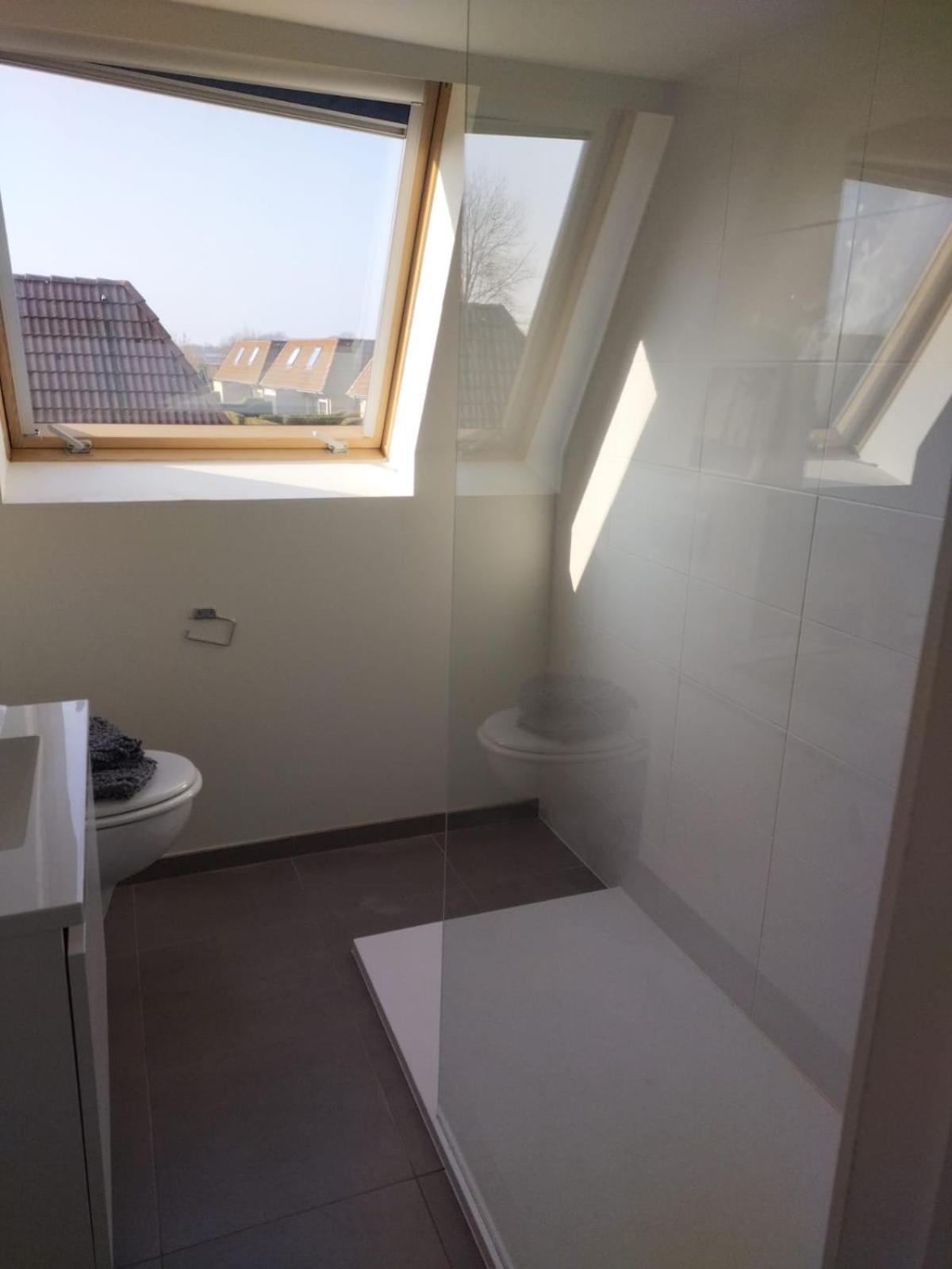 Vakantiehuisje De Panne Vlak Aan Plopsaland En De Zee Esterno foto